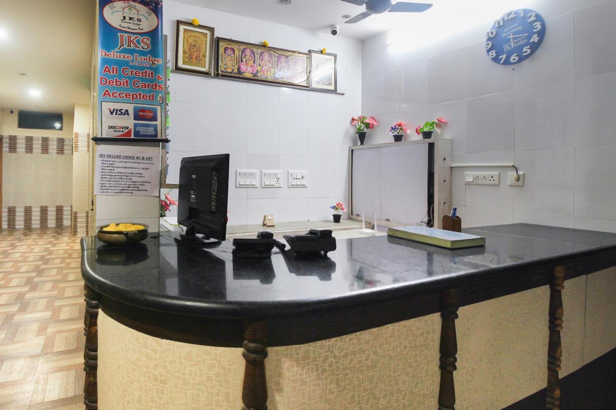 Hotel O Jks Deluxe Lodge Udaiyarpalaiyam Экстерьер фото