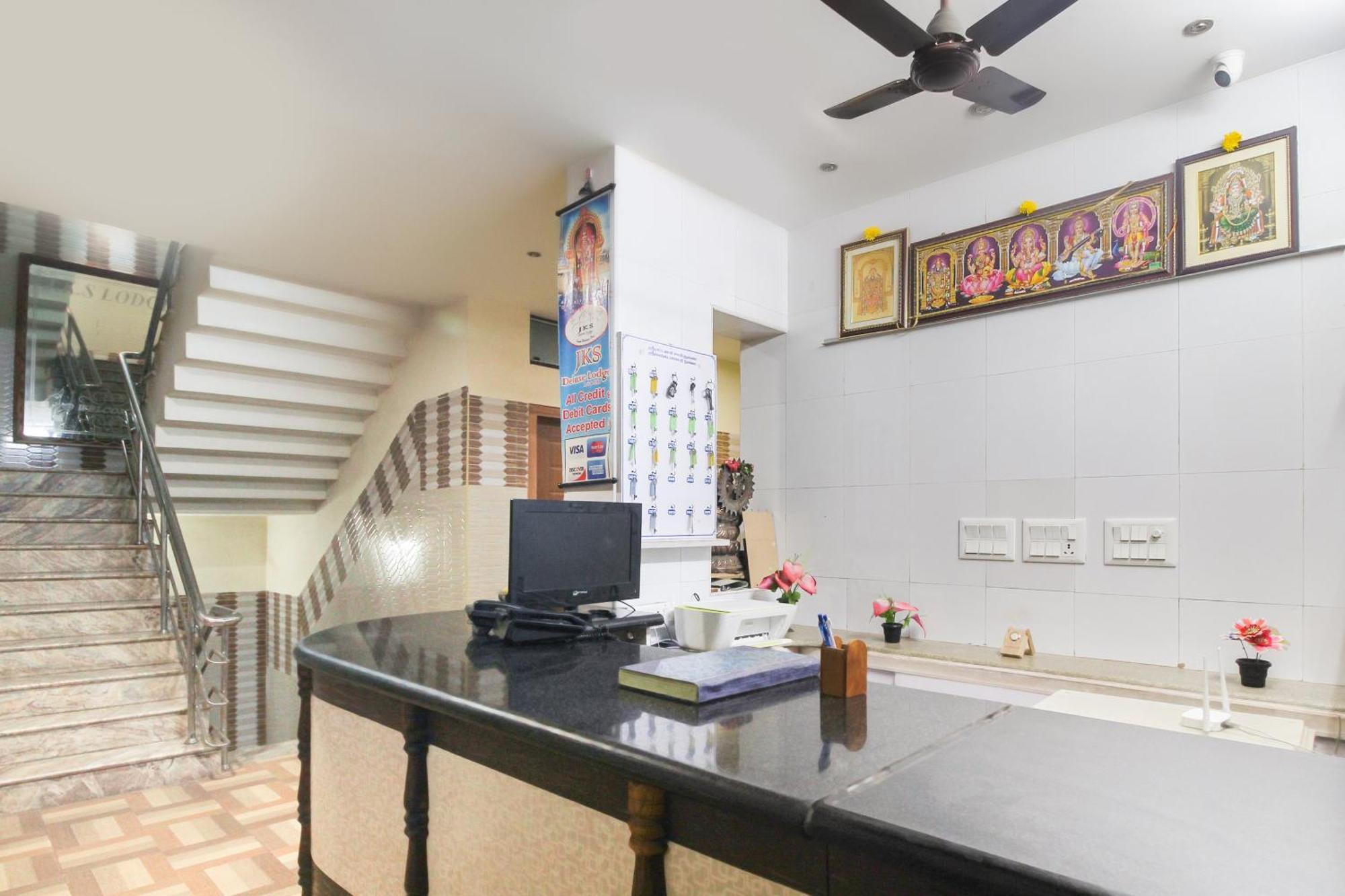 Hotel O Jks Deluxe Lodge Udaiyarpalaiyam Экстерьер фото