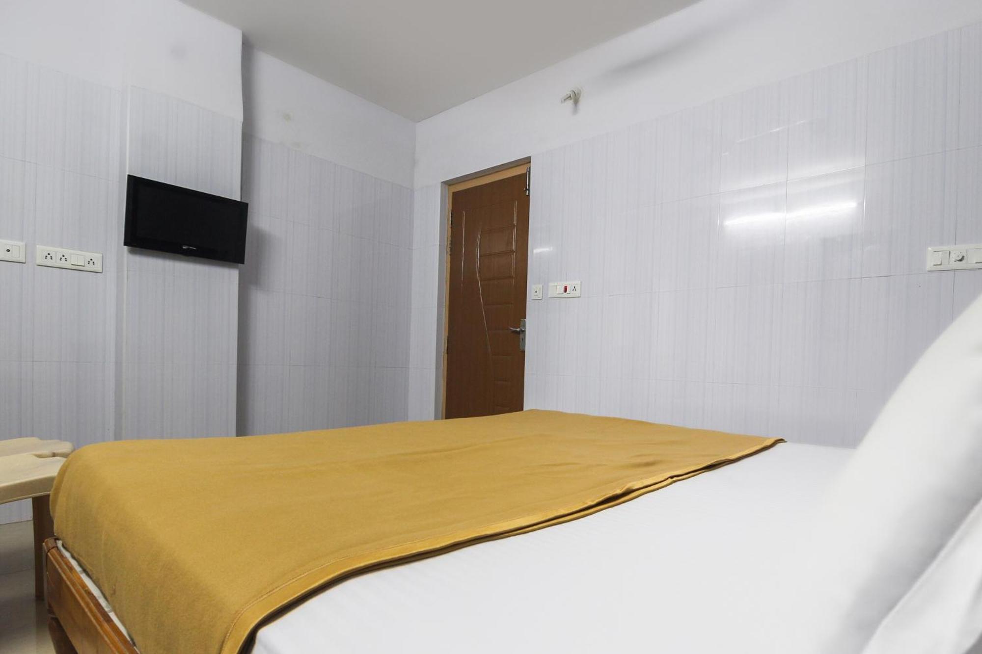 Hotel O Jks Deluxe Lodge Udaiyarpalaiyam Экстерьер фото