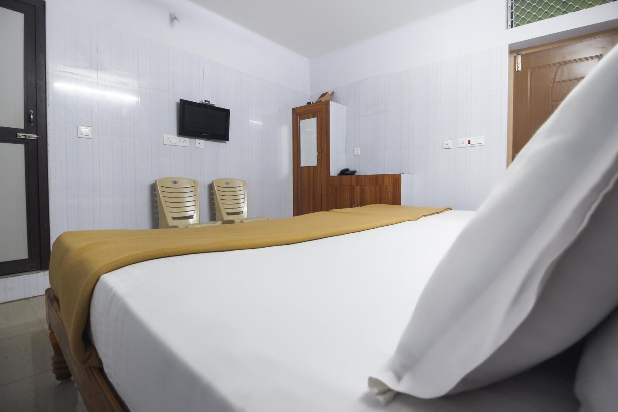 Hotel O Jks Deluxe Lodge Udaiyarpalaiyam Экстерьер фото